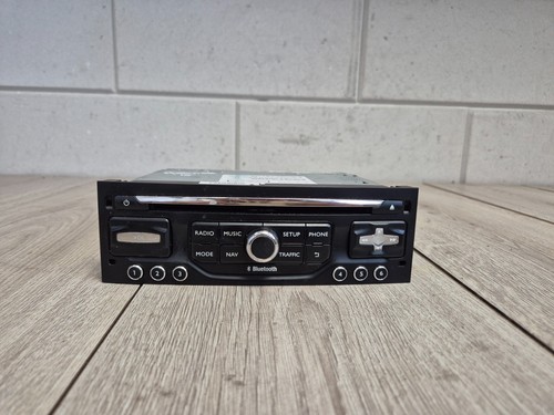 Radio navigation device - radio, cd